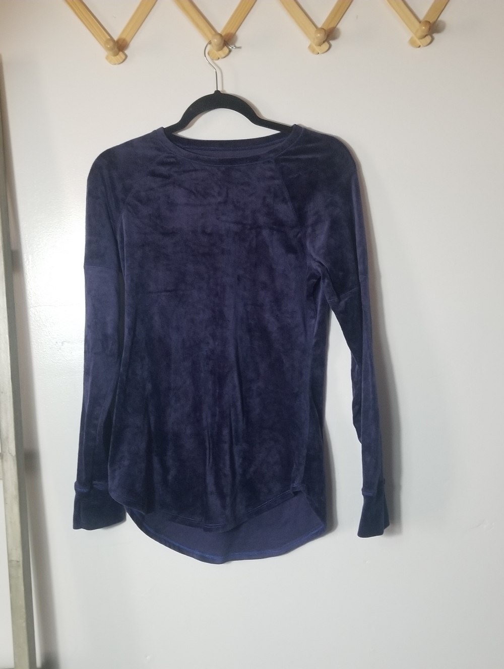 CLIMATERIGHT BY CUDDL DUDS WOMEN'S LONG SLEEVE SOFT FEEL BLOUSE SIZE MEDIUM
